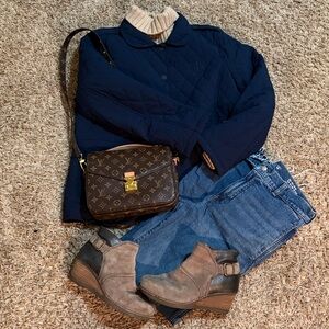 Tommy Hilfiger Women's Dark Blue Puffer Coat